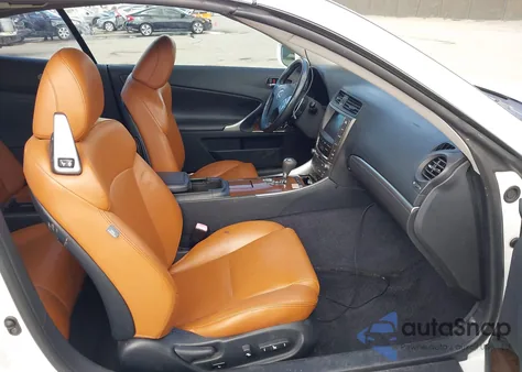 2011 Lexus Is 350C z USA, uszkodzony, nr VIN JTHFE2C25B2505364